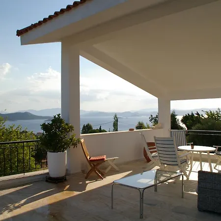 Bellevue Holiday home